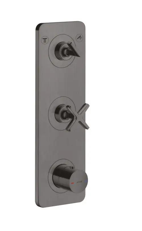Thermostatmodul von AXOR mit drei Bedienelementen auf einer rechteckigen Platte in gebürstetem Schwarzchrom, zur Steuerung von zwei Wasserverbrauchern.